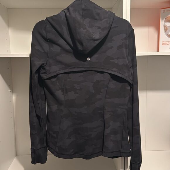 Lululemon | Hooded Define Jacket | Size 10 - Picture 2 of 13